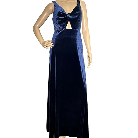 Lovely twist front cutout velvet maxi dress NWT size 0 - Picture 4 of 7